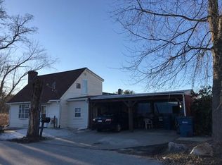 17 Rogers St, Tewksbury, MA 01876
