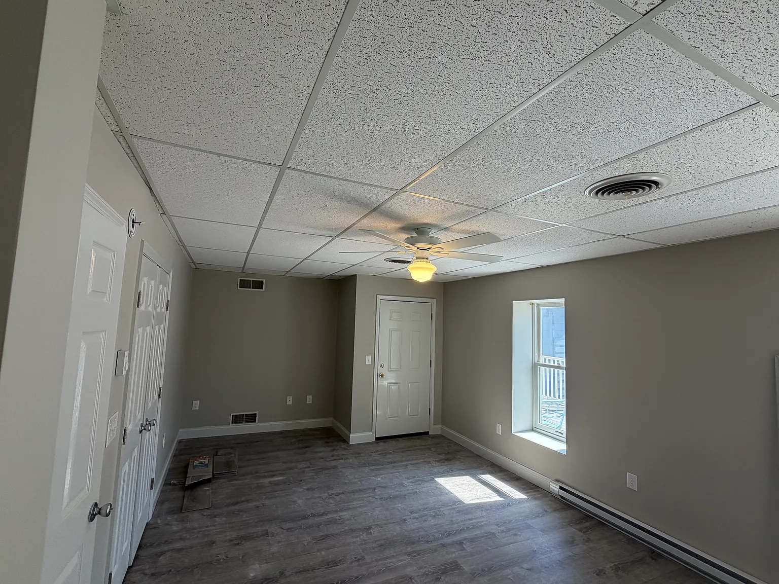 111 S Spruce St — Photo 4