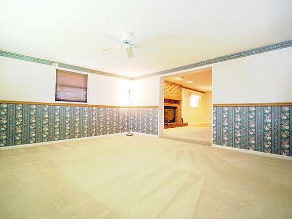5th image of 905 Helena Dr