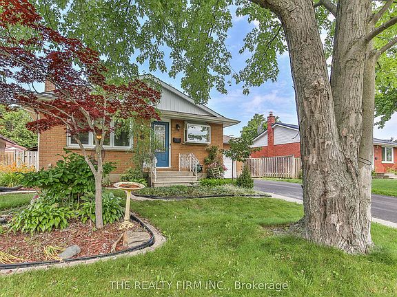 4th image of 13 Vanbuskirk Dr