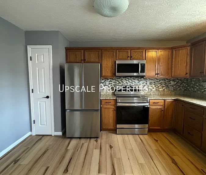 608 Vonbryan Trce — Photo 13