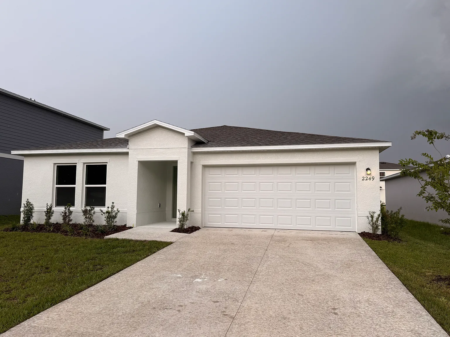 4 bed, 1811 sqft, $1,925 — Photo 1