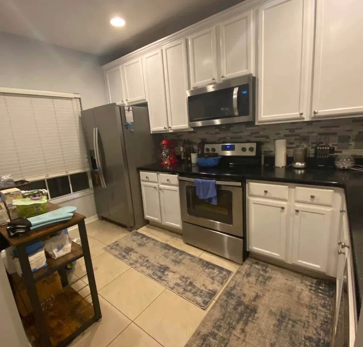 2 bed, 1000 sqft, $1,200 — Photo 3