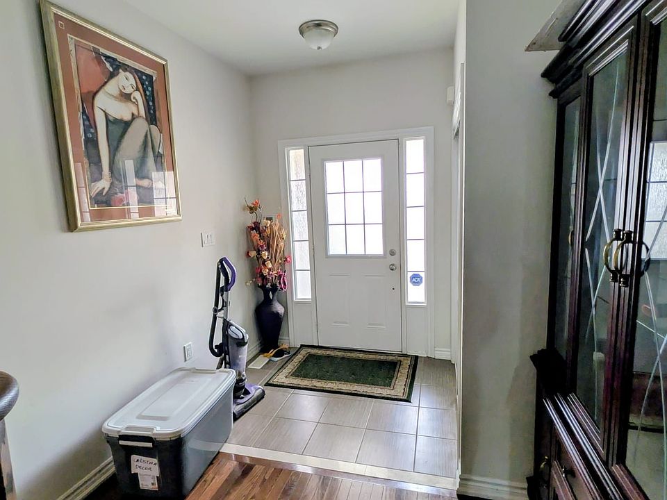 2nd image of 166 Agava St