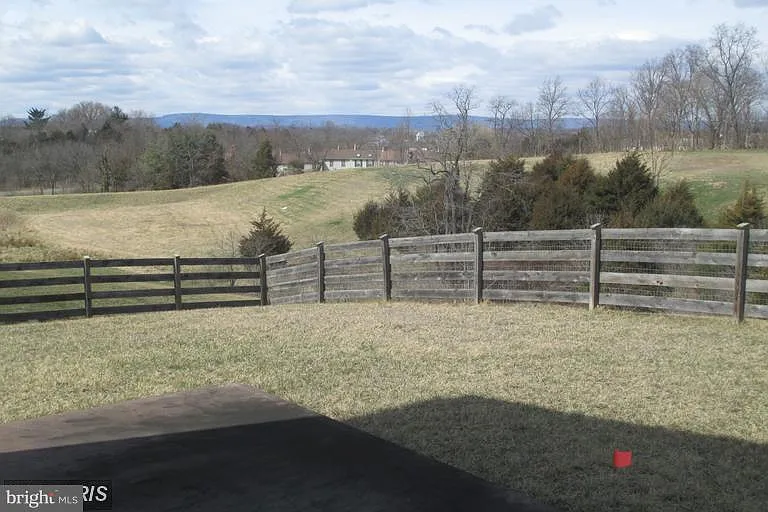 509 Garden Gate Dr — Photo 6