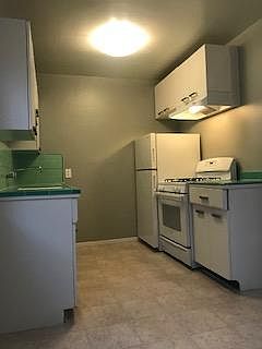 2nd image of 2605 D St APT 1