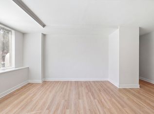 1121 Arlington Blvd APT 207, Arlington, VA 22209