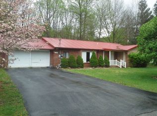 1646 Edgefield Ct, Cookeville, TN 38506
