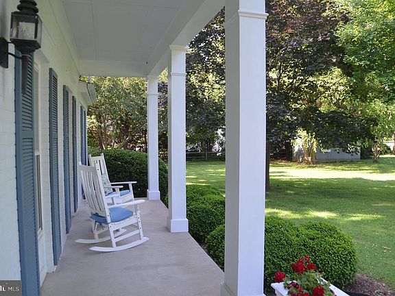 4th image of 6141 Canterbury Dr