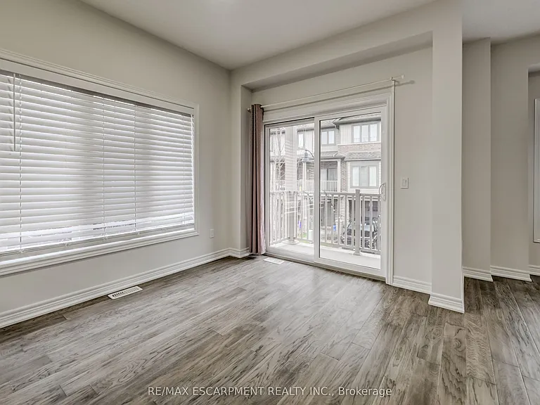 23 Ridgeside Ln — Photo 13