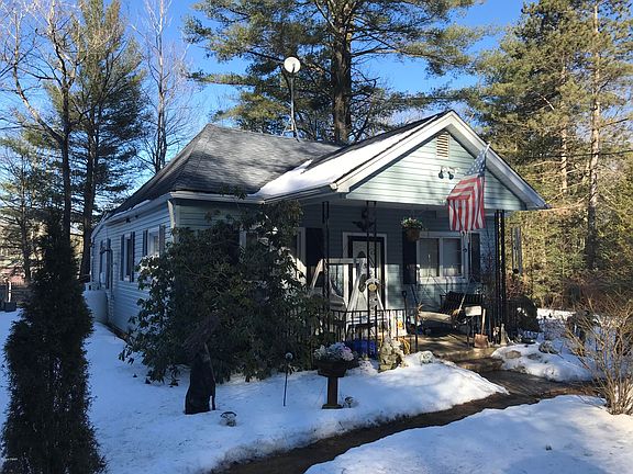 3rd image of 61 Maplewood Ave