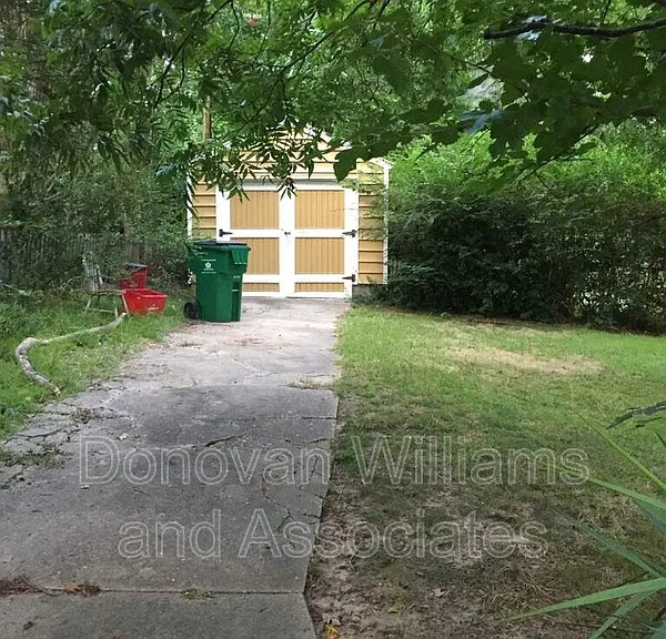 2200 Thurmond Pl — Photo 16