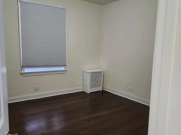 22 Kew Gardens Road image 7 of 8