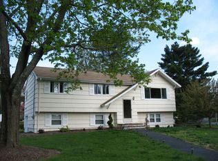 55 Ross Ave, Stoughton, MA 02072