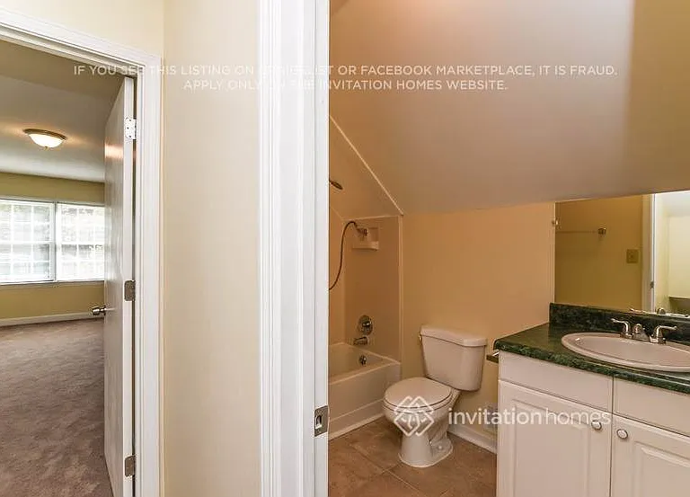 1952 Red Rose Ln — Photo 10