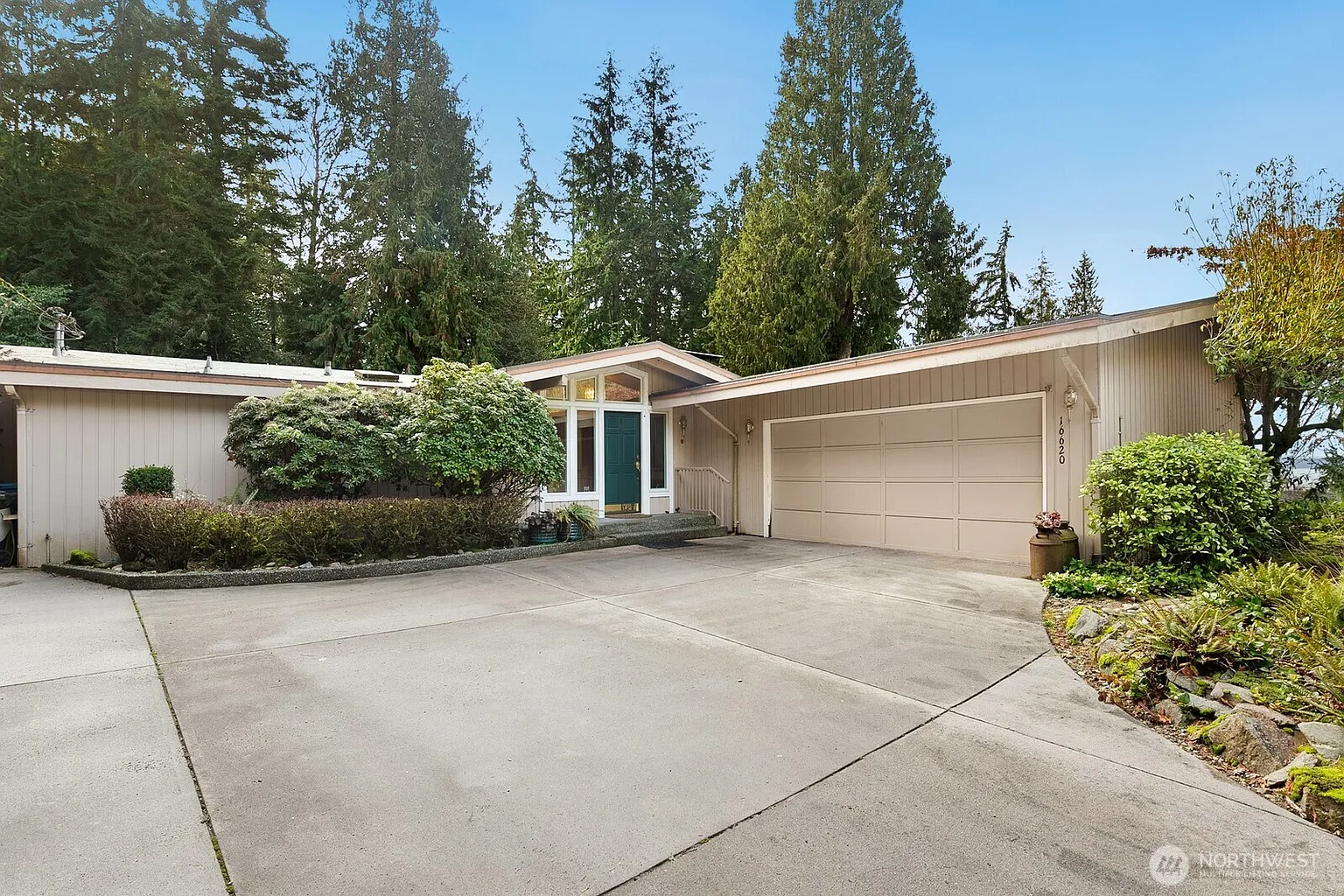 16620 72nd Avenue W photo 1