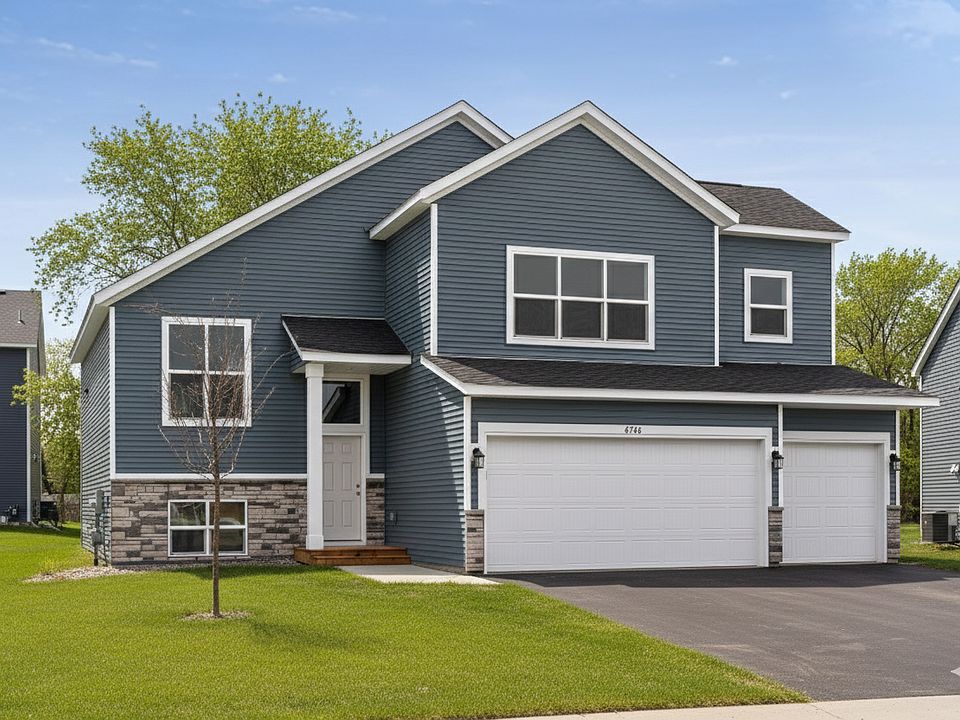 1st image of 4748 199th St N