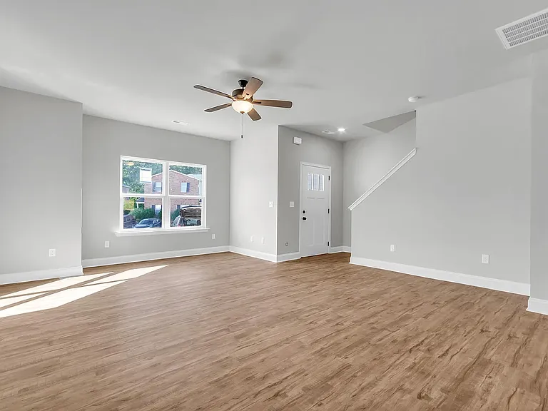 Furman Place Townhomes — Photo 42