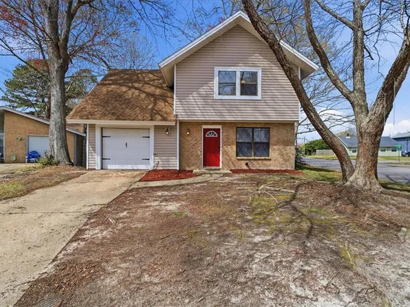 4041 Foxwood Dr, Virginia Beach, VA 23462