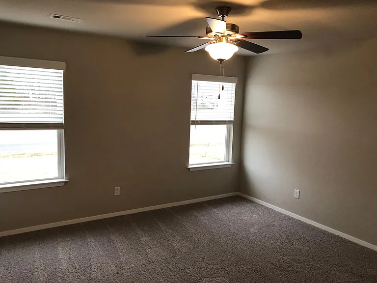 921 E Egret Rd — Photo 13