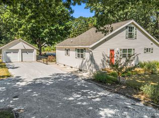 1467 N Getty St, Muskegon, MI 49445