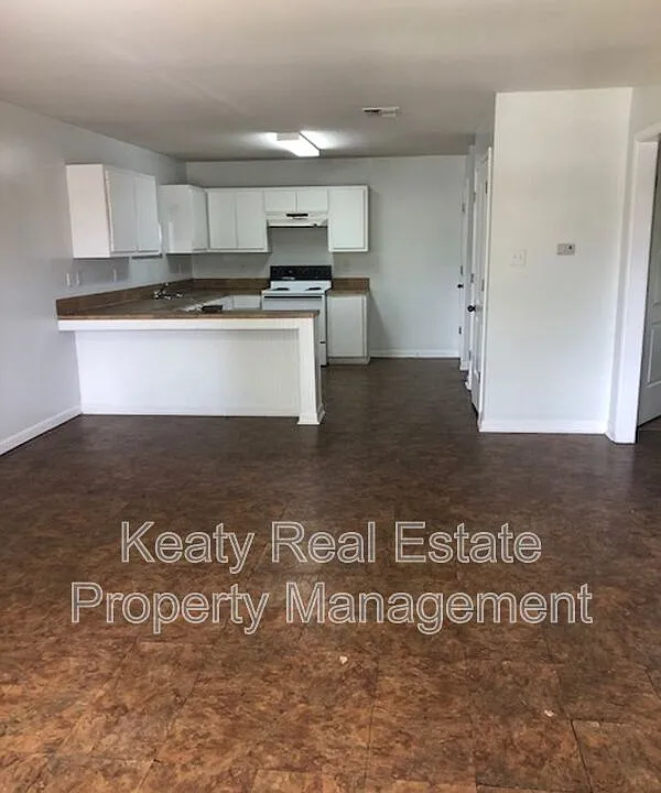 112 Vieux Orleans Cir #C