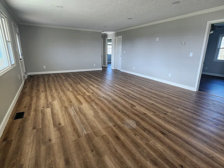 4680 S Grundy Quarles Hwy — Photo 16