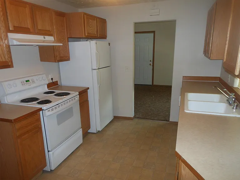 2328 N Wilbur Rd — Photo 6