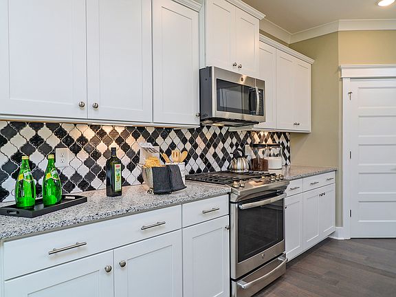 These photos are representative of this floor plan, but all options may not be available in every co