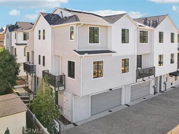 2339 Tanzanite Gln, Escondido, CA 92025