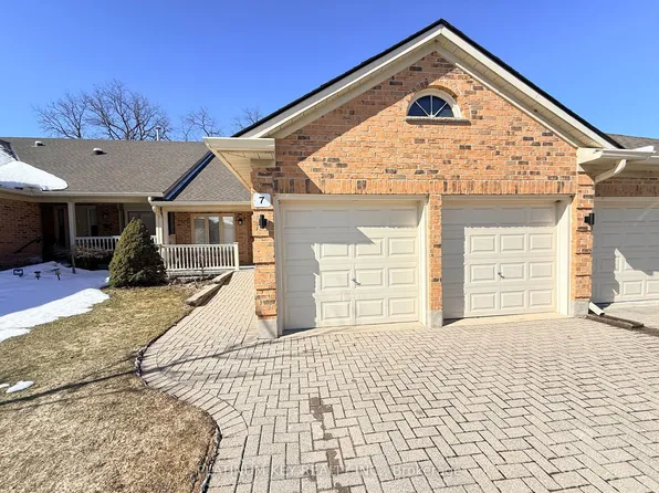 1331 Commissioners Rd W #7, London, ON N6K 1E2