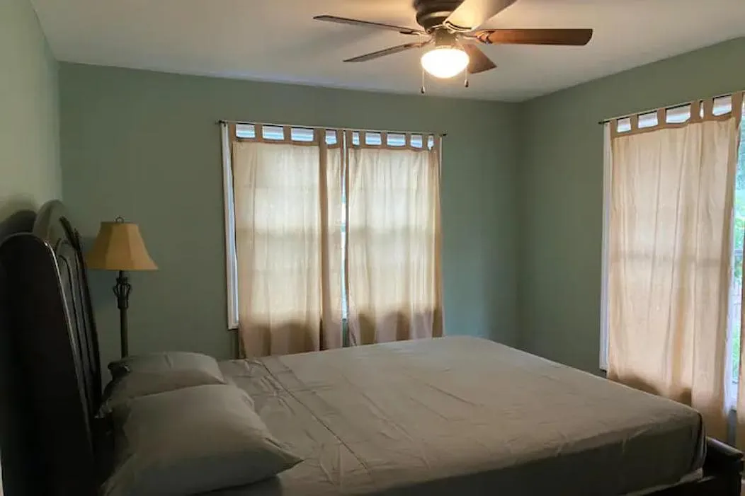 3 bed, 1500 sqft, $3,000 — Photo 3