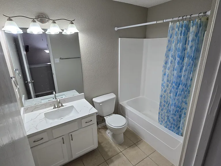 5704 Giddyup Ln — Photo 10