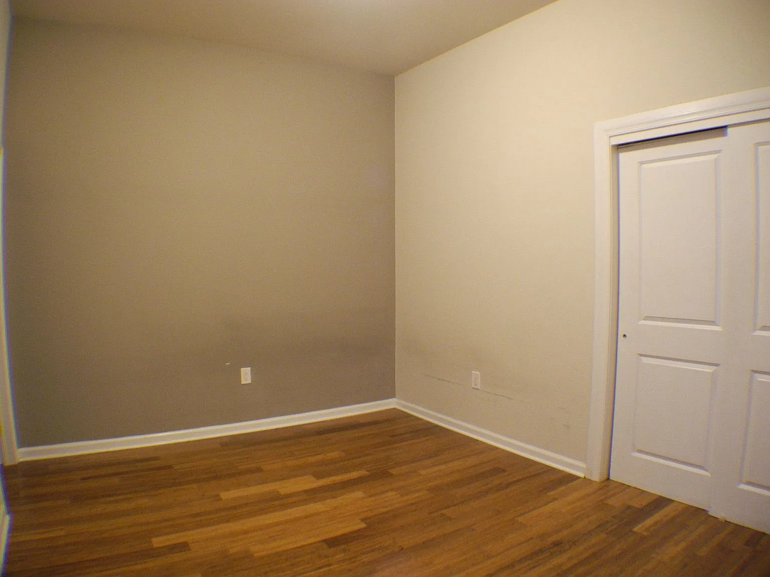1509 W Girard Ave — Photo 4