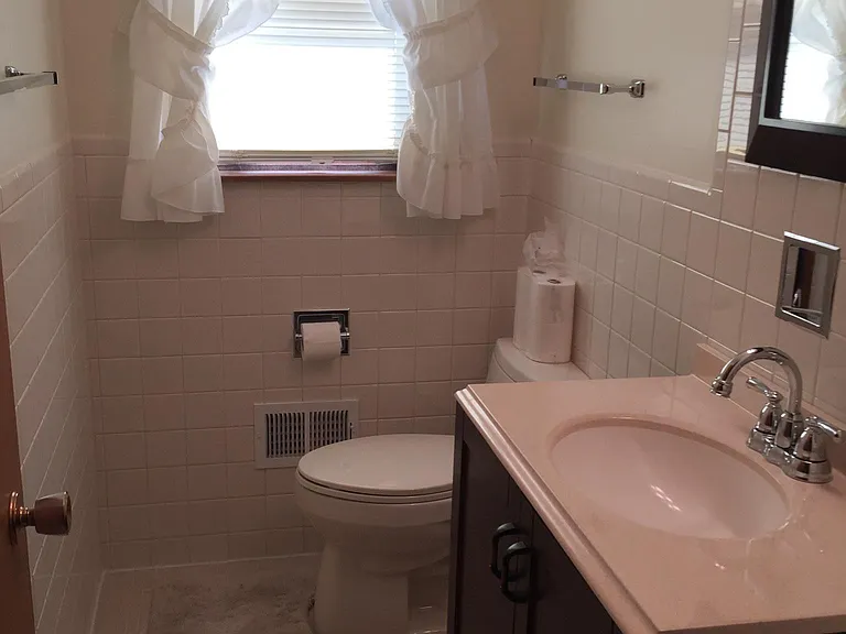 Powder room