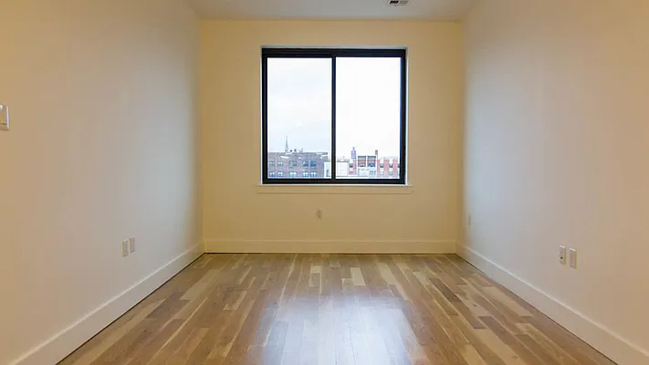 Rented by Nooklyn NYC LLC | media 43