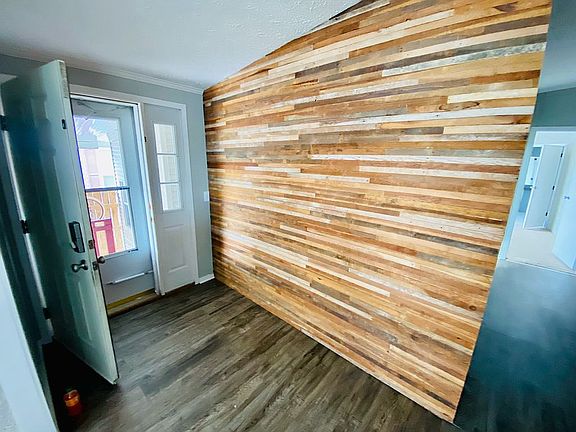 3rd image of 58961 Brookside Dr