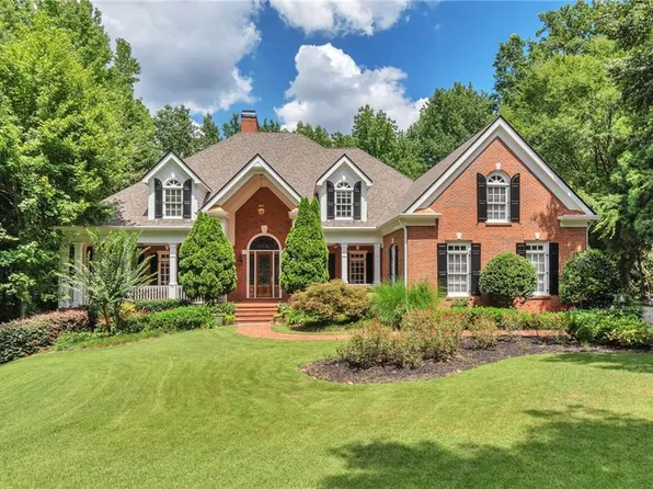 2160 Sugarloaf Club Dr, Duluth, GA 30097