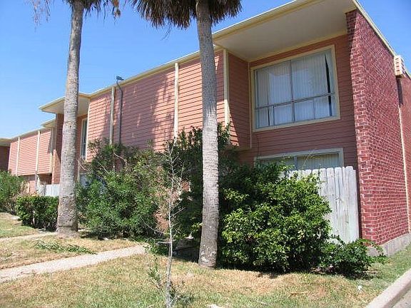 2nd image of 3316 Ashton Pl