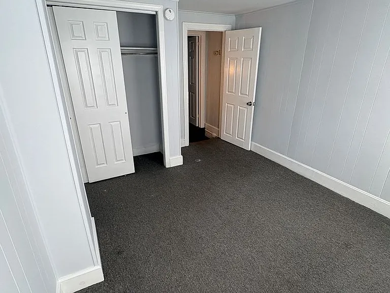 132 W Prescott Aly — Photo 9