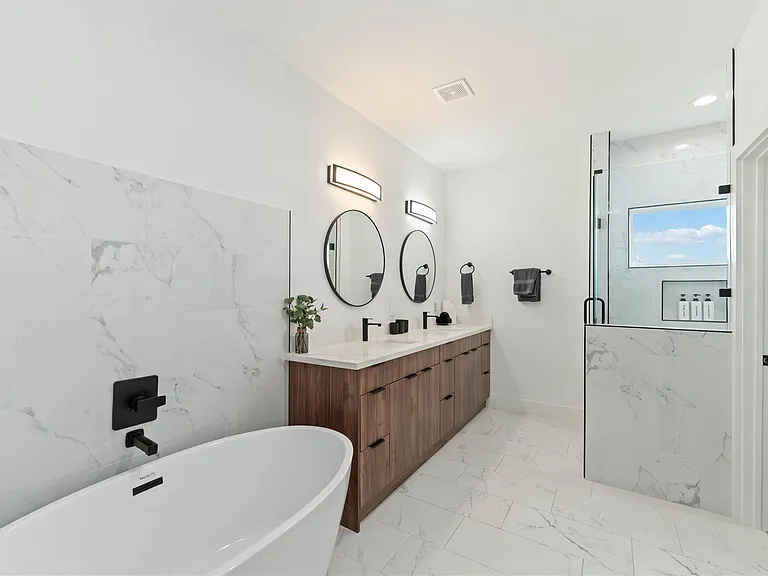 3034 Gray St #B — Photo 12
