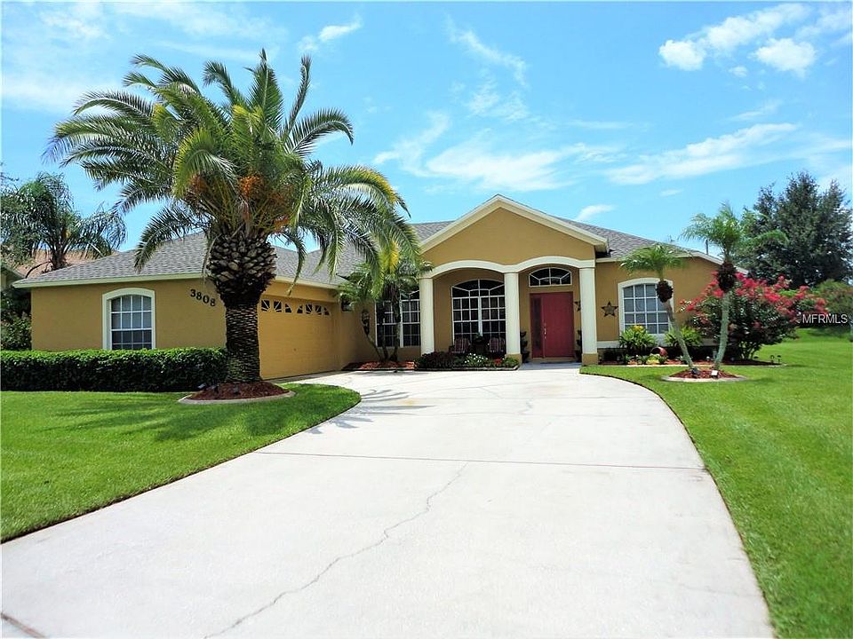 1st image of 3808 Opal Cir