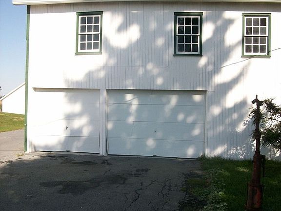 2 car garage