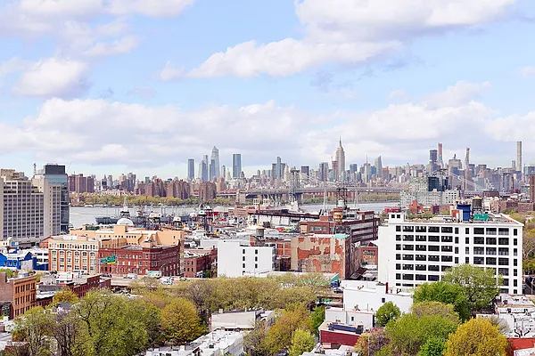 Sold by Compass | media 17