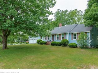 1 Pilgrim Ln, Saco, ME 04072