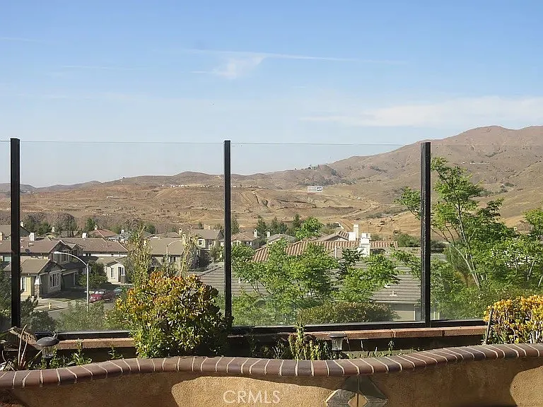 25088 Cypress St — Photo 3