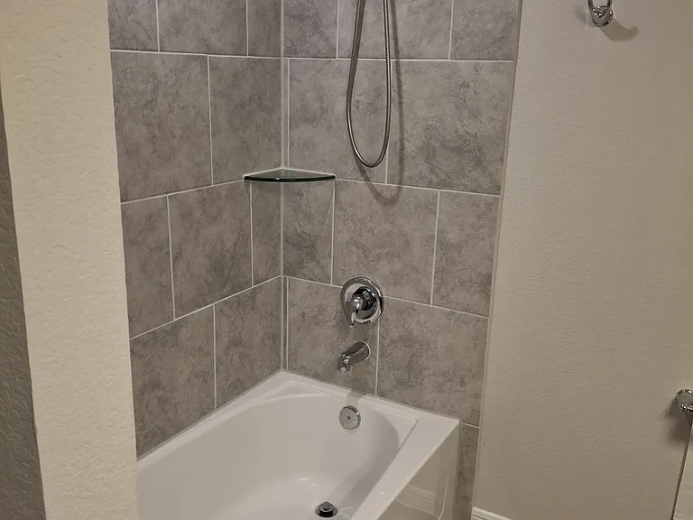 1864 Taggart Trl — Photo 18
