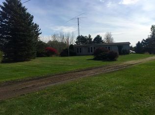 11925 Drew Rd, Alto, MI 49302