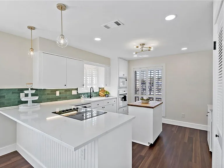 3705 Old Oaks Dr — Photo 8