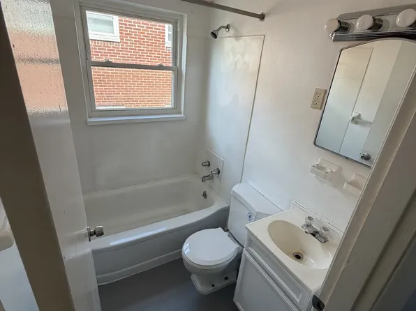 246 Basswood Ave #4, Dayton, OH 45405